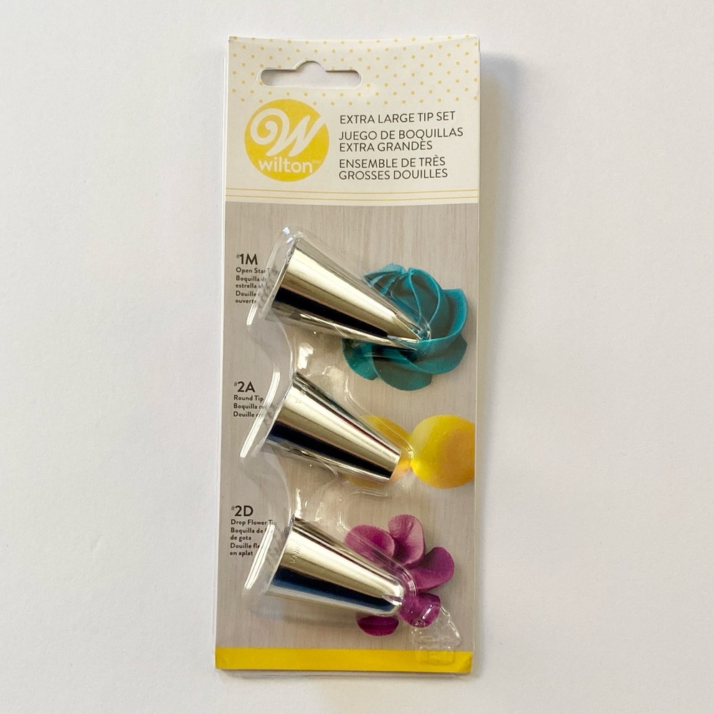 Wilton Cake Decorating Extra Large Tip Set